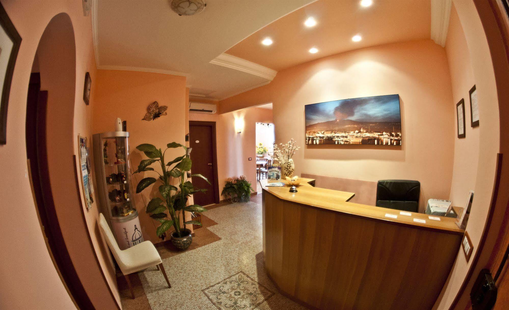 RS San Sebastiano Holidays Acireale Esterno foto