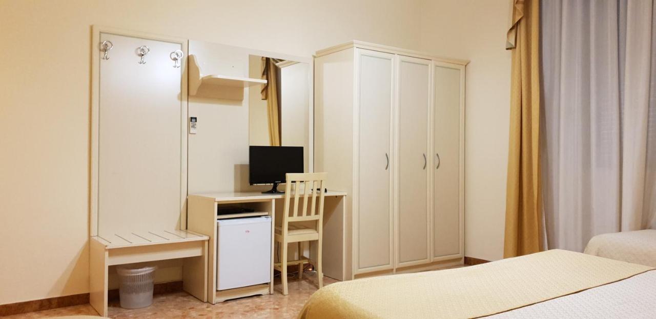 RS San Sebastiano Holidays Acireale Esterno foto